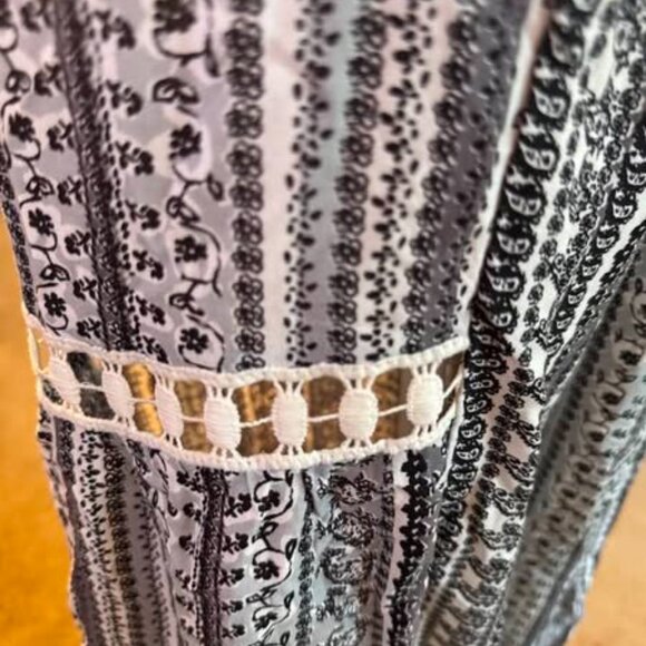 BLACK/WHITE WIDE LEG PANTS - Picture 5 of 5